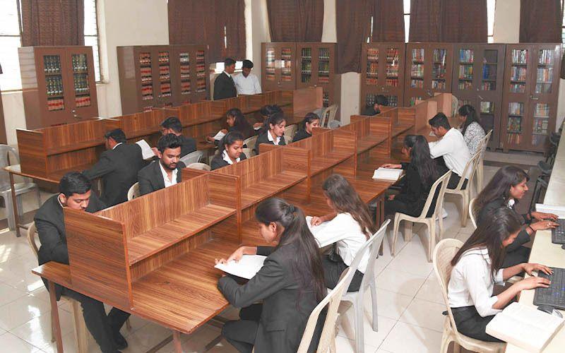 What to look for when choosing a law College