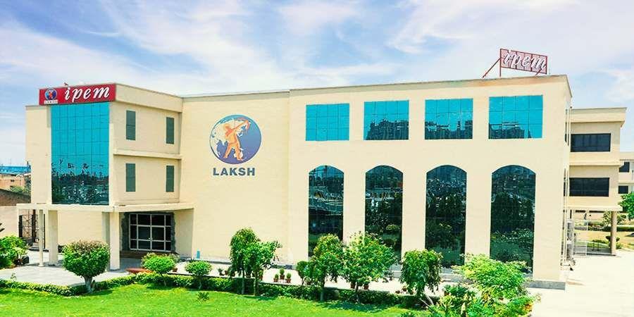 Best College for MBA in HR